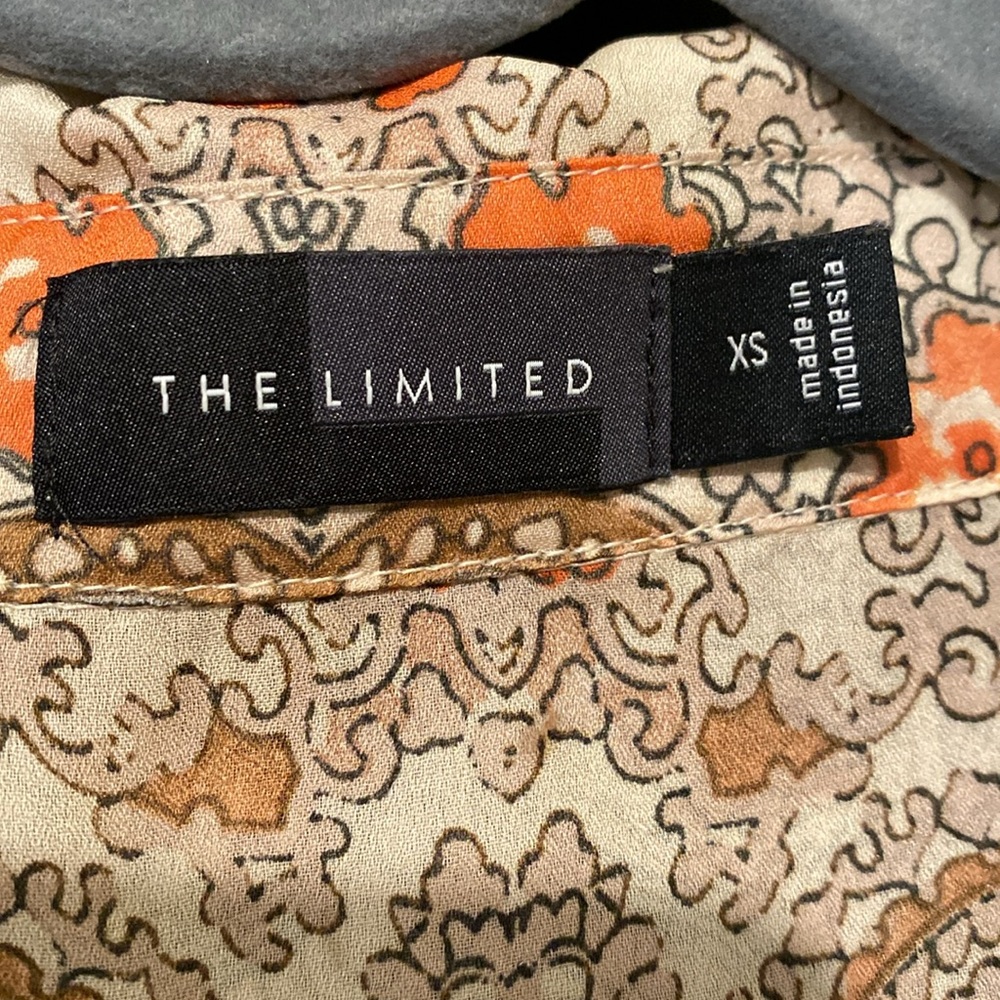 The Limited Women’s Printed Button Down Blouse XS - Picture 3 of 7